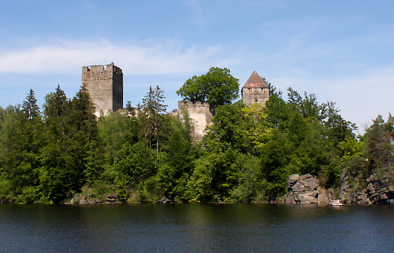 N&Ouml; - Waldviertel: Kamptalstausee mit Ruine