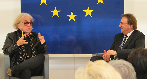 Bernhard Paul & Benedikt Weingartner in Europa : DIALOG