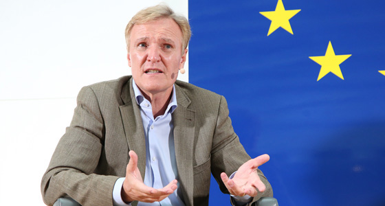 K. A. Schröder bei Benedikt Weingartner in Europa : DIALOG