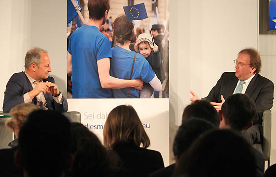 Andreas Schieder & Benedikt Weingartner in Europa : DIALOG 