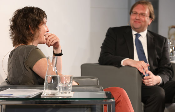 Martyna Czarnowska in Europa : DIALOG