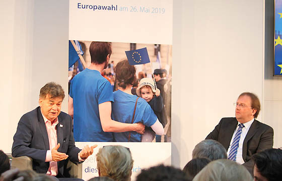werner Kogler zu Gast bei Benedikt Weingartner in Europa : DIALOG im Haus der EU, Wien