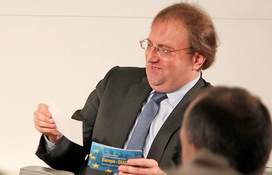 Benedikt Weingartner in Europa : DIALOG