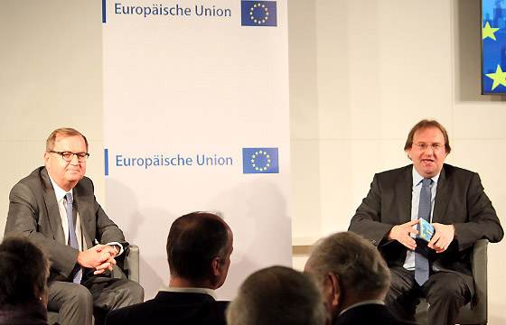 Hans-Peter Siebenhaar und Benedikt Weingartner in Europa : DIALOG