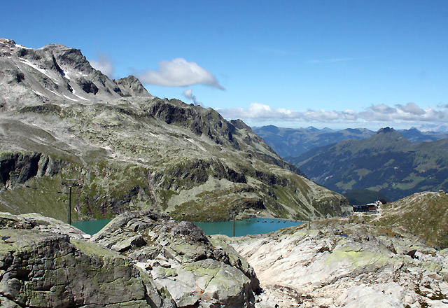 Wei&szlig;see mit Berghotel Rudolfsh&uuml;tte