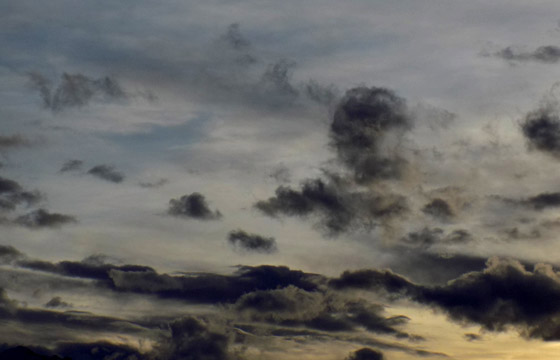 Wetterfront über dem Alpenhauptkamm