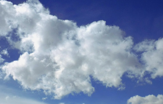 Fette Wolke am Himmel tr&uuml;bt den Badespass