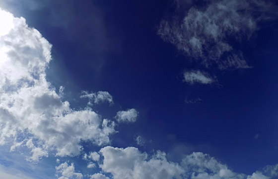 Wolkengebilde als Vorbote einer Wetterfront